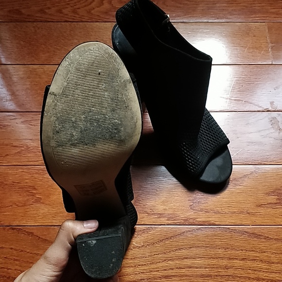 Aldo Open Toe Heels - Picture 2 of 3